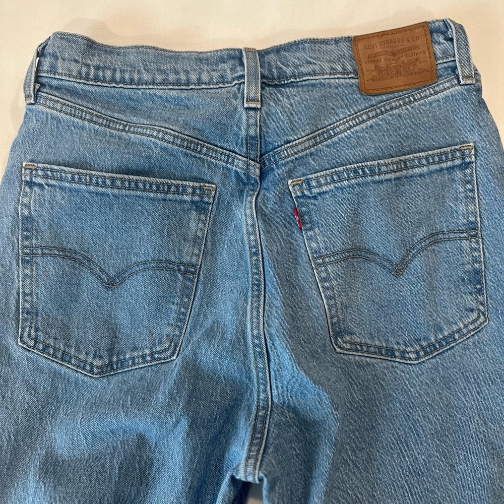 Levi's Women’s Light Wash Jeans